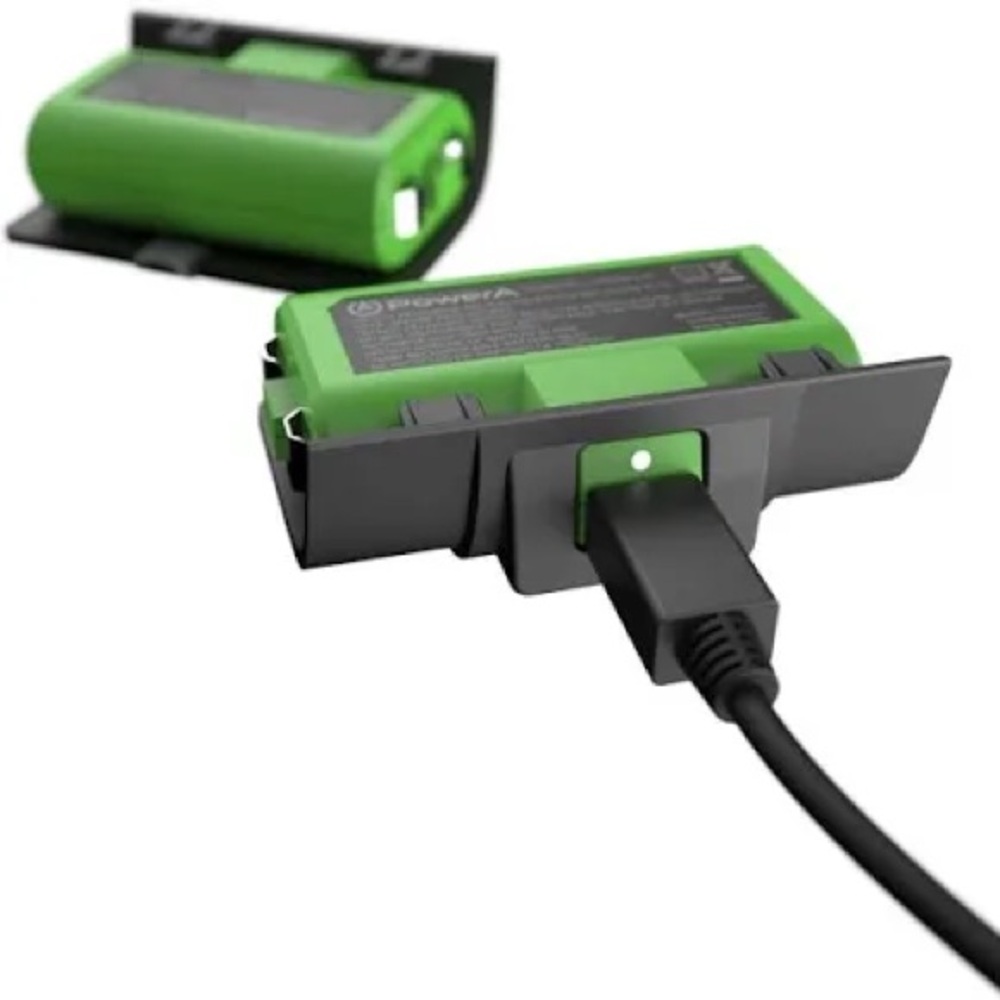 GREEN XBOX RECHARGEABLE PLAY & CHARGE BATTERIES